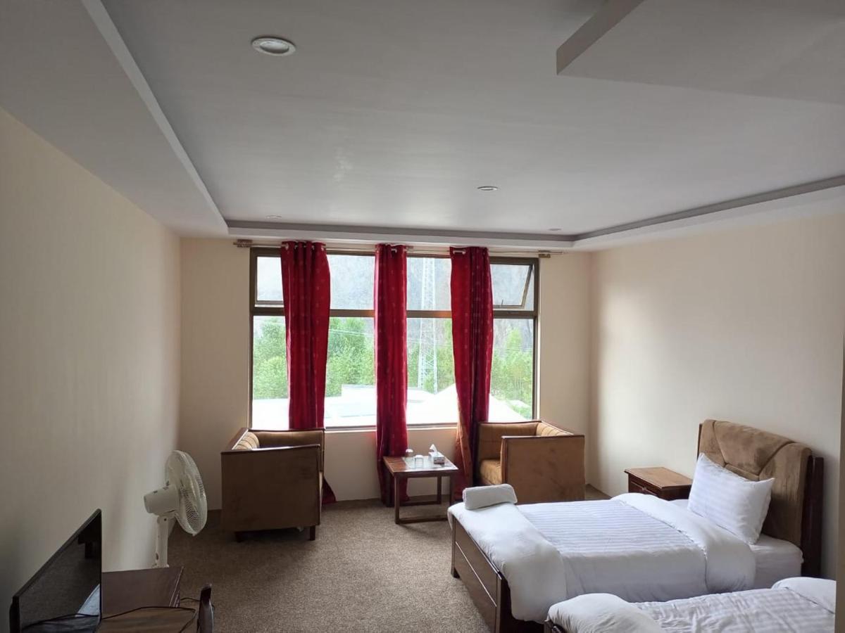 Apex Hotels And Resorts Hussaini Karimabad  Eksteriør bilde
