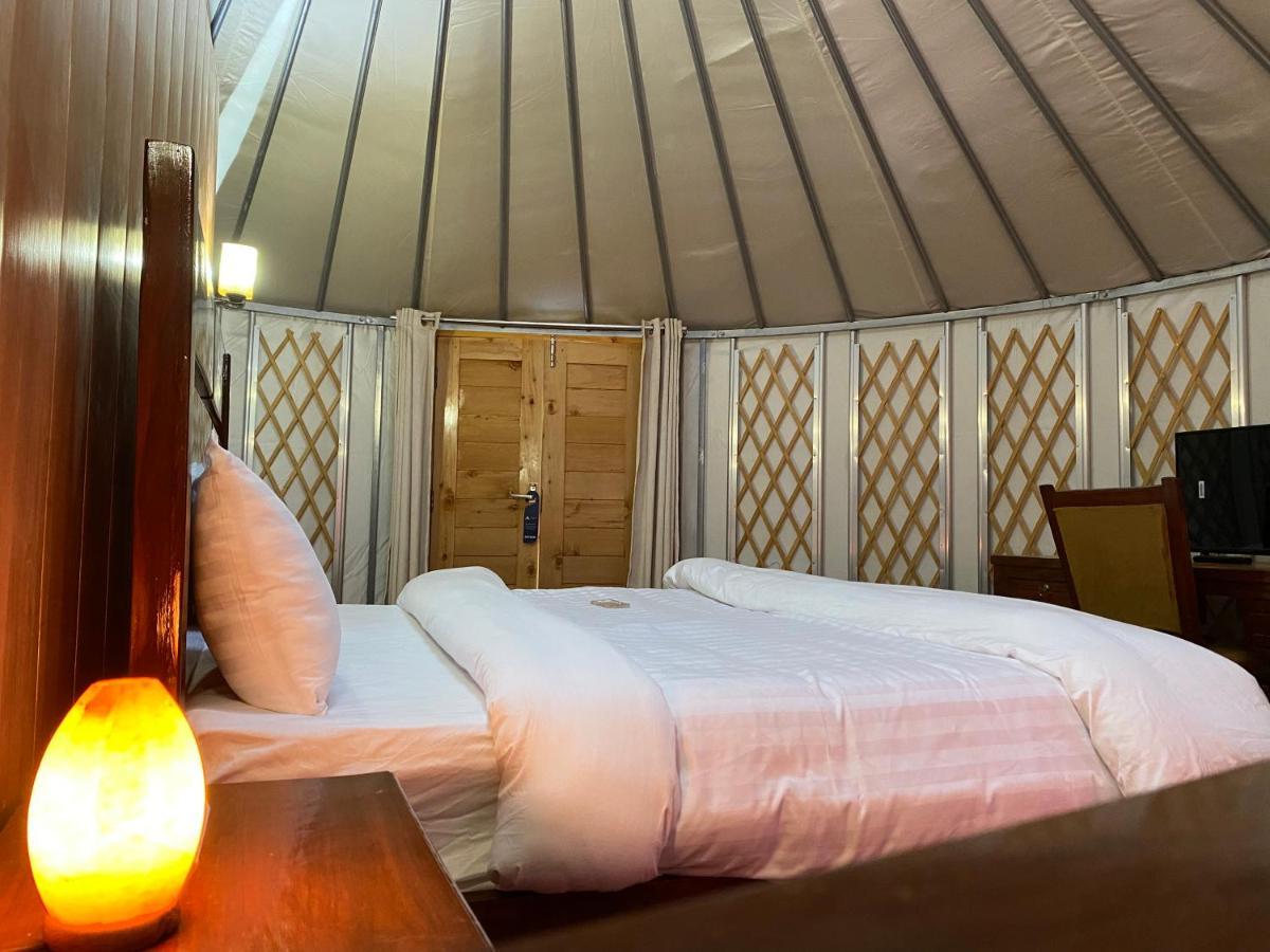 Apex Hotels And Resorts Hussaini Karimabad  Eksteriør bilde