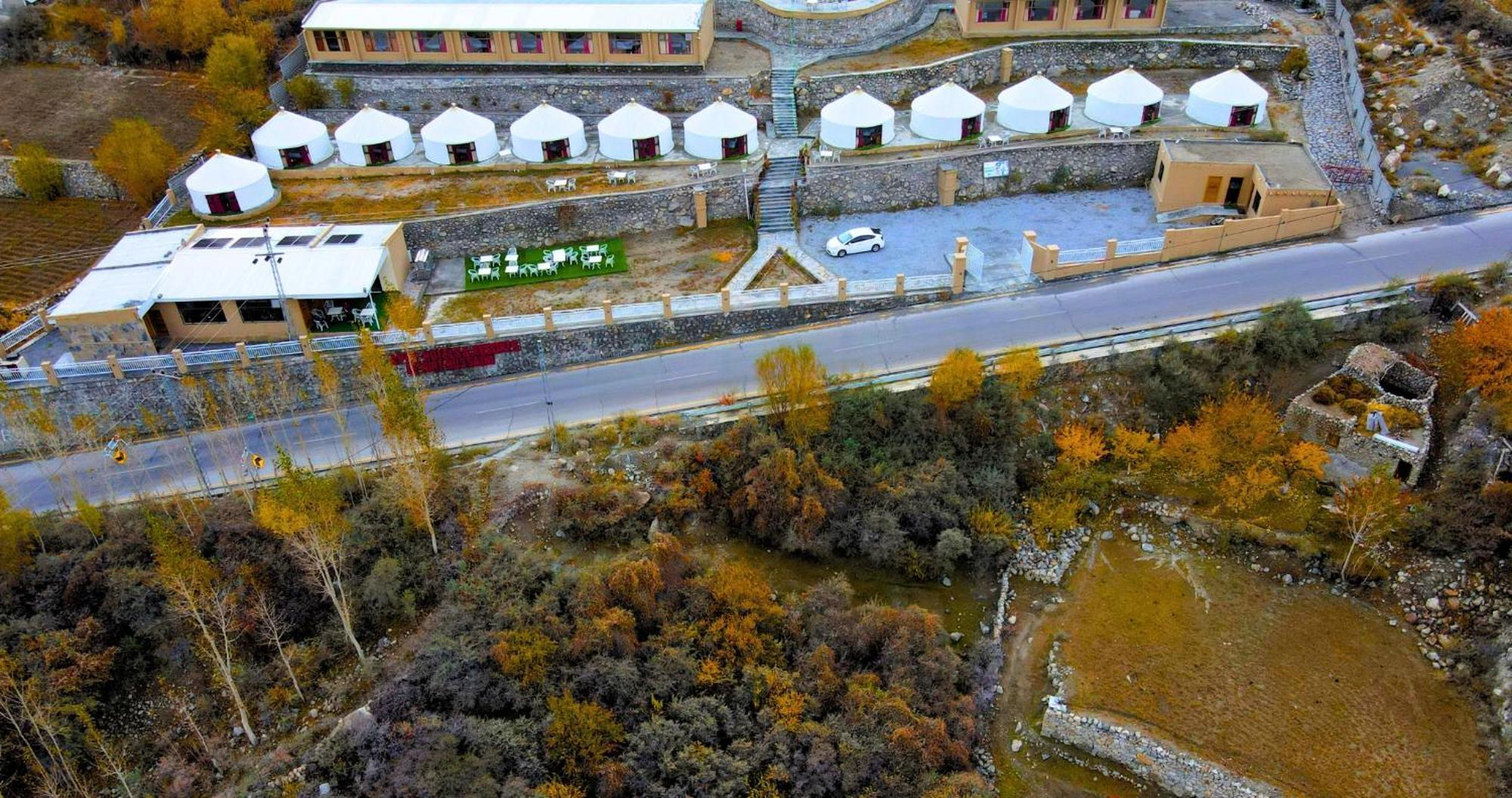 Apex Hotels And Resorts Hussaini Karimabad  Eksteriør bilde