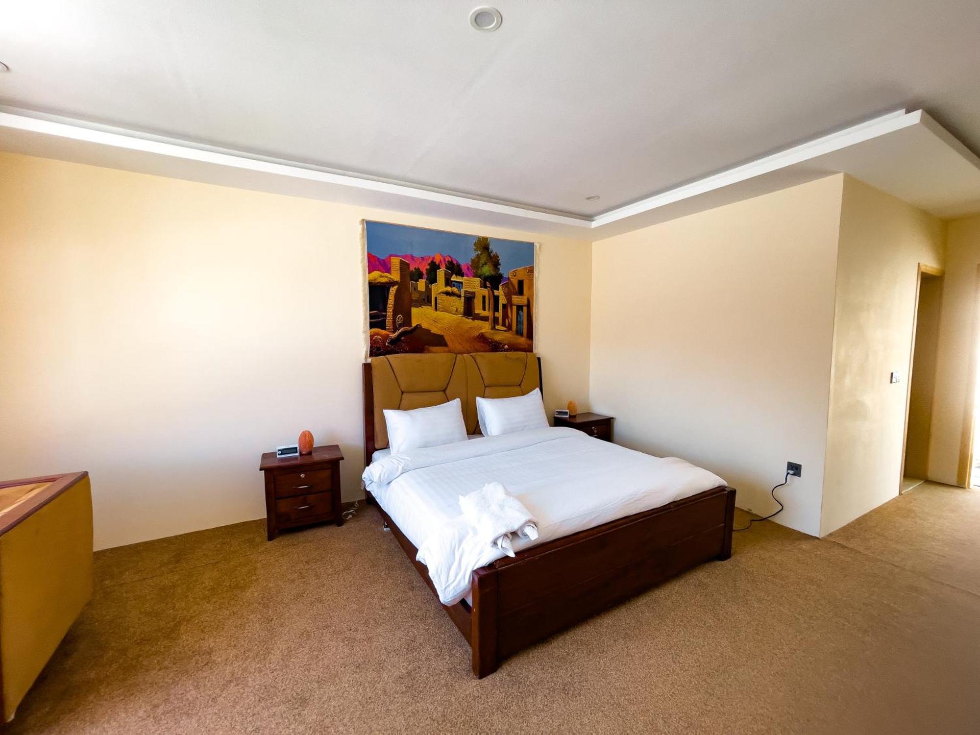 Apex Hotels And Resorts Hussaini Karimabad  Eksteriør bilde