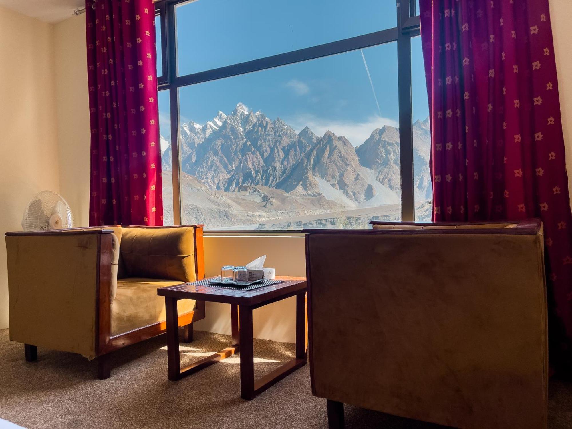 Apex Hotels And Resorts Hussaini Karimabad  Eksteriør bilde